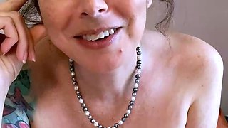 Love Chat Big Boobs Brunette Masturbating For Cam