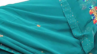 Indian Stepmom Shared Single Bed and Made Son Happy