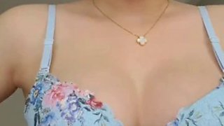 Good-looking Korean female anchor masturbates Korean+BJ live broadcast, ass, stockings, doggy style, Internet celebrity, oral sex, goddess, black stockings, peach butt Season 22