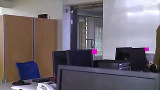 Horny Japanese girl ZSC6767785487