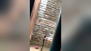 Today Exclusive- Desi Bhabhi Bathing Record By Hidden Cam