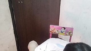 Teen age college girl ko paise dekar jabar dasti