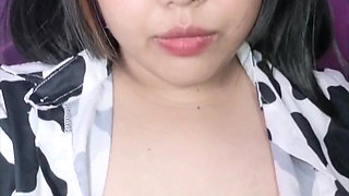 Busty BBW Thai Girl Got Squirted While Fingering Her Fat Wet Pussy