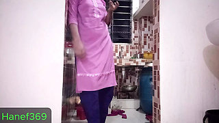 Hot Bangladeshi Wife Fucked Hard While Cooking - Homemade Desi Sex