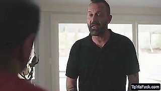 Brunette Hair And Tattooed Tbabe Foxxy Sucks And Pounds The Plumbers 10-pounder