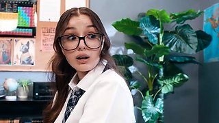 Sophia Locke, Leana Lovings - Cum College School Daze