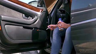 Minnie Manga Smoking In The Car And Spitting