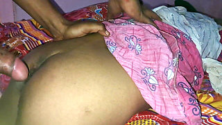 Bhabhi Pusssy Me Big Cock on Bedroom