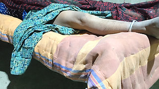 Desi hot girlfriend's meeting her boyfriend on the night