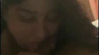 Lovely Indian Damsel Showcases her Bare Bod and Tearing up