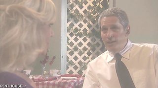 Alanah Rae And Sienna West Housewives 3some sex