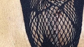 Ku's Tremendous Vagina in Close-up Masturbates to Real Orgasm Dripping Dildos and Fisting