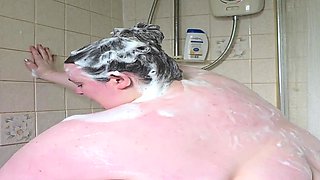 SSBBW Sit Down Shower Struggles