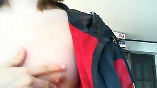 Erotic live chat with cute beautiful girl