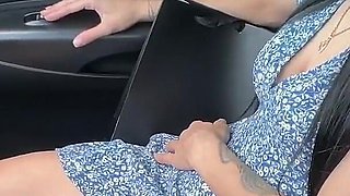 Stepmom makes a DeepThroat to Stepson in the car to the ThroatPie