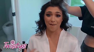 Jenna Foxx & Brooklyn Gray Hot Lesbian Action - Pussy Licking & Fingering to Orgasm