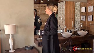 Beautiful bombshell solo breathtaking adult story