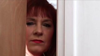 CFNM Bathroom Blowjob