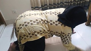 My Stepmother Got Stuck Under the Bed Then I Fuck Her Comfortably - and I Give Something Behind