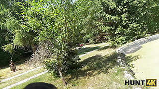 HUNT4K. Hunter talked a young lady into blowjob outdoors, she cheated on her husband immediately