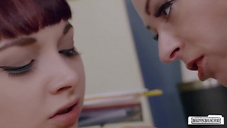 Mareen Deluxe's Wild Switch Ignites Office Lesbian Passion