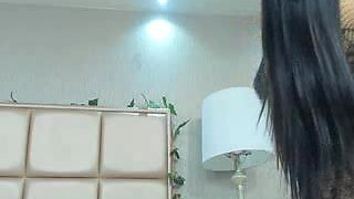 Slim Lady Passionately Masturbate Her Own Pussy