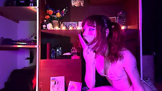 Pregnant Redhead Webcam Masturbation