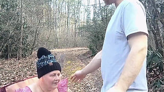 Outdoor Sucking Leafs to Anal Pumping on the Car Rough and Hard