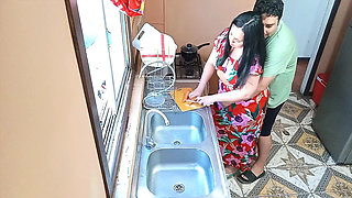 Stepmom Fucked Hard in the Kitchen with Big Ass and Soft Tits Real Amateur, Until She Came