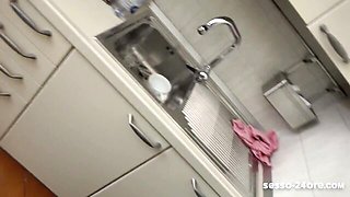 Voluptuous Mary Rider at milf italiana dirt