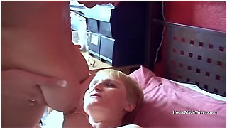 Quick Cumming Mature British Lesbians