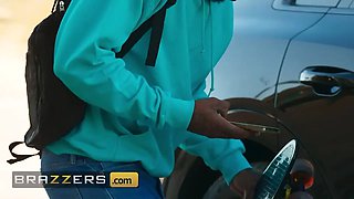 Brazzers - Penny Barber’s car jerking off turns into a steamy hookup with a big-cock college stud