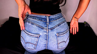 MY STEPSISTER LOST THE BET, PULLS DOWN HER TIGHT PANTS AND SHOWS ME HER ASS, WE END UP FUCKING AT MY PARENTS' HOUSE