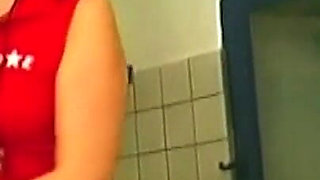 Mature Slut Fingers Dripping Pussy to Explosive Orgasm