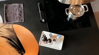Webcam milf with breast milk live hardcore masturbate