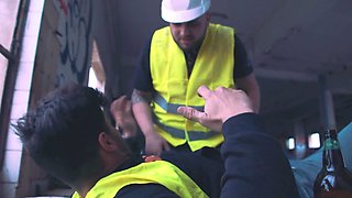 Big Titted MILF Kelly Madison Stuffs a Big Cock