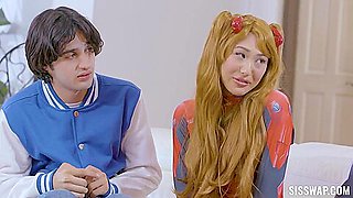 Harley King And Mina Luxx Cosplay 4some Sex