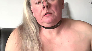 Fat stupid faggot wants to be seen