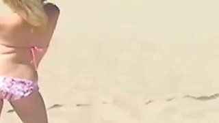 Beach Girls Back Home - Four Babes Licking and Toying on the Pink Bed