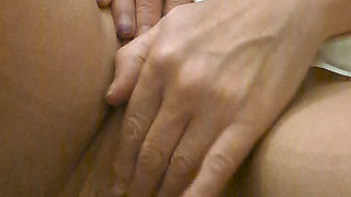 Amateur couple having fun, pussy