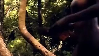 Public Flashing Of Big Natural Tits In The Moment Of Escape