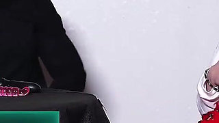 Sexy Gracie Gates Can't Focus on Her Interview While a Machine Pounds Her Senseless