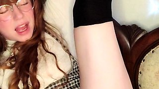 Amateur redhead fully nude on bed and masturbating