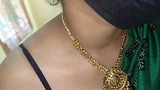 Green Saree Aunty Hot Outdoor Romance - Palani69 & Laxi Ammu Cheating Wife Sex