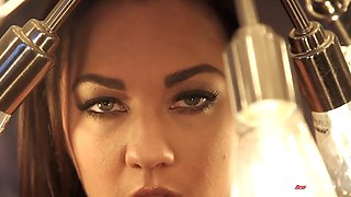 Amara Fists Open Her Tight Flower