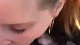 Utomhus svensk anal POV med en publik nakentwist