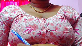 Homely Aunty Seduced Her Boyfriend With Her Boobs