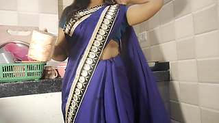 Desi Bhabhi Hard Fucking in Kitchen