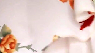 Squirting Horny Hairy Cunt Inserting Dildo Into Tight Vagina and Experiencing Multiple Orgasms Ginna