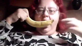 Live cam banana eating nurse Vicki